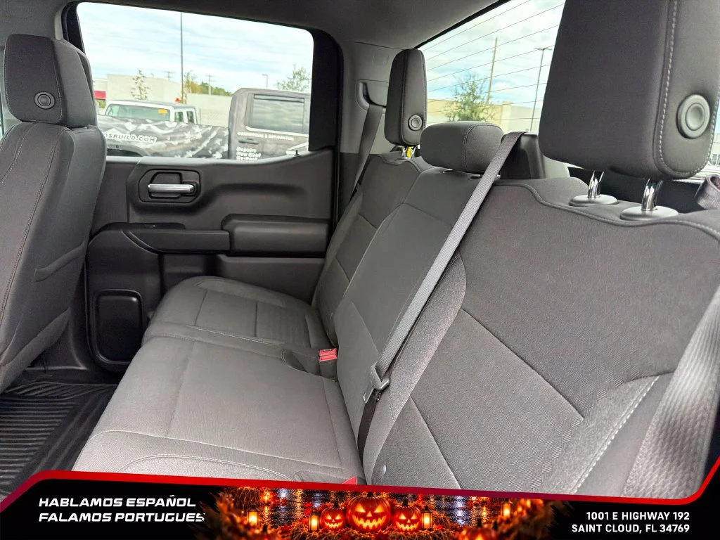 Used 2024 Summit White Chevrolet Custom image 24