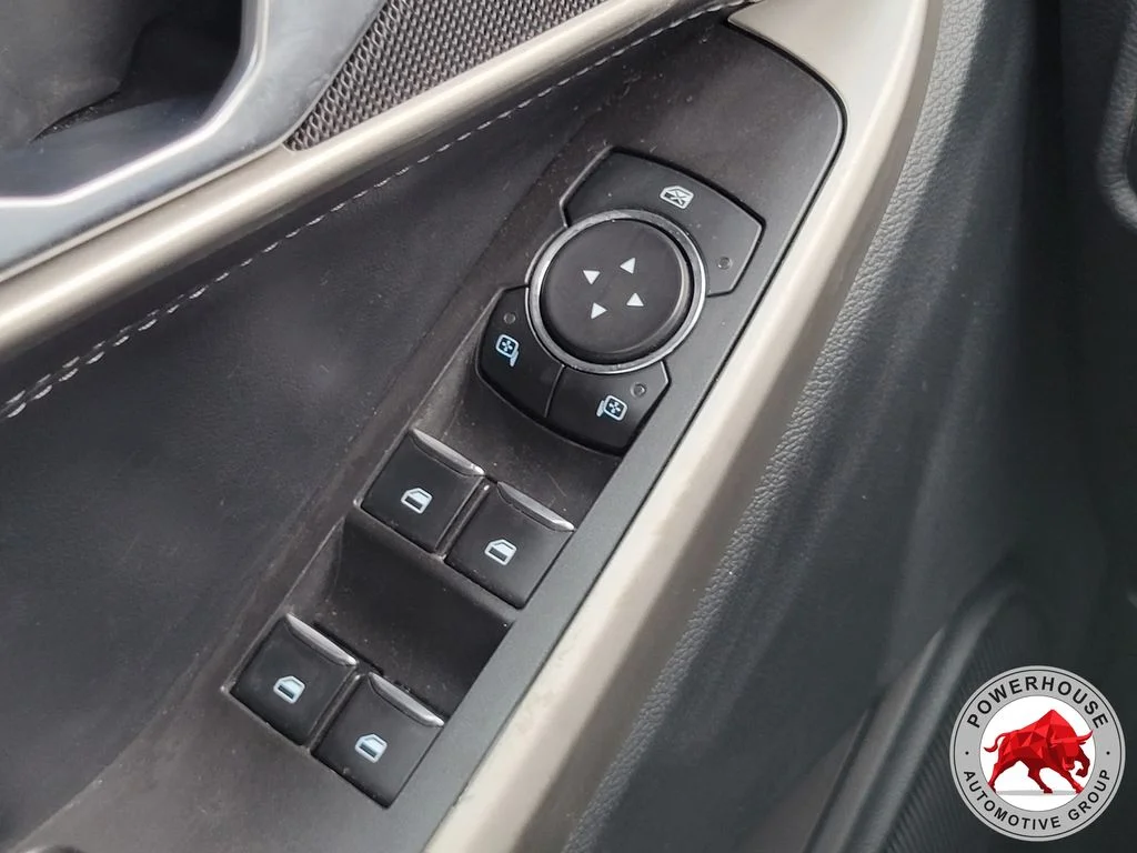 Used 2023 Gray Ford XLT image 27