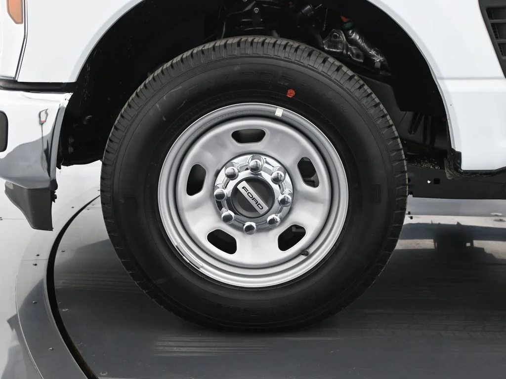 New 2026 White Ford XL image 22