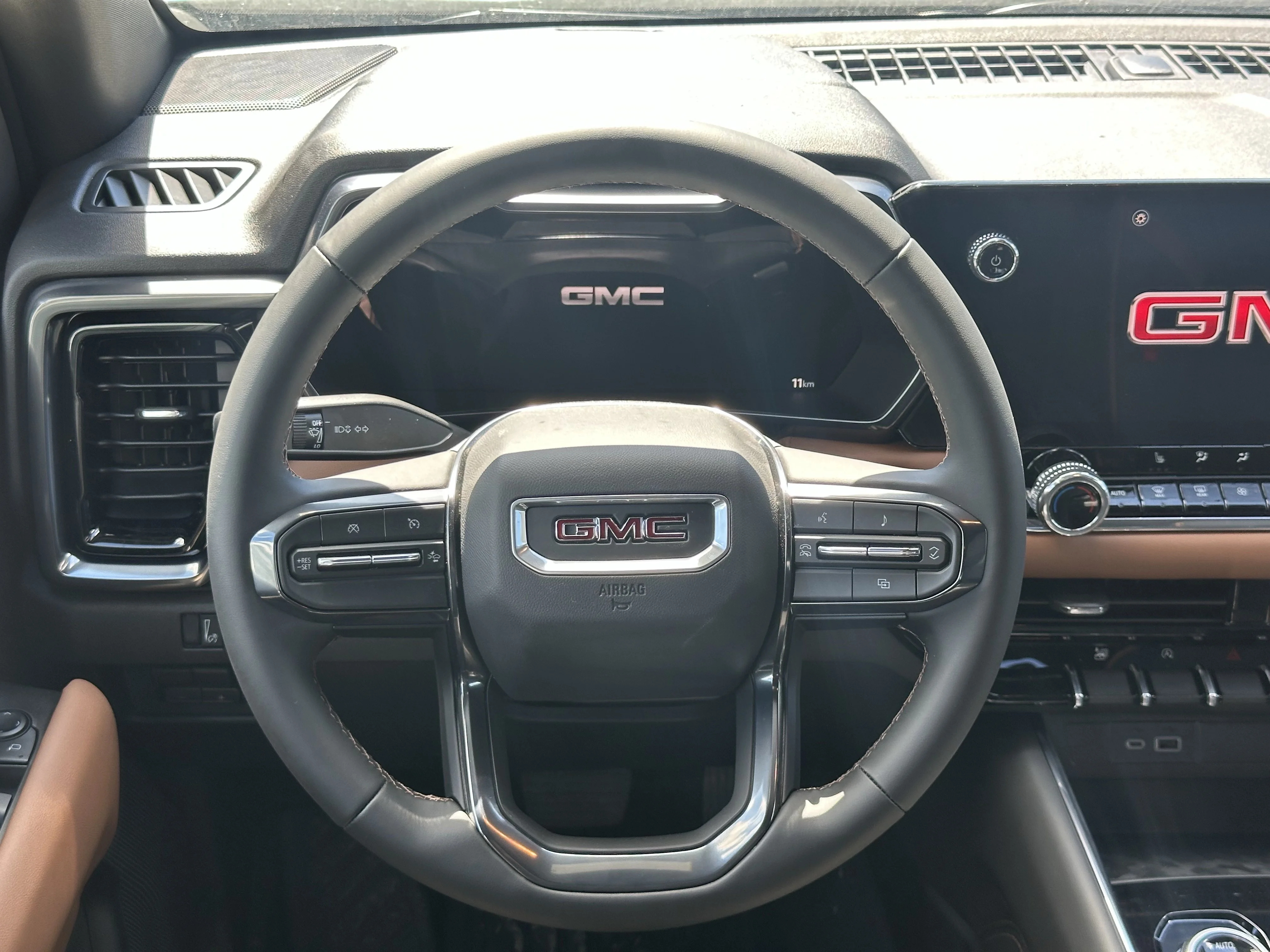 New 2026 Summit White GMC AT4 image 11