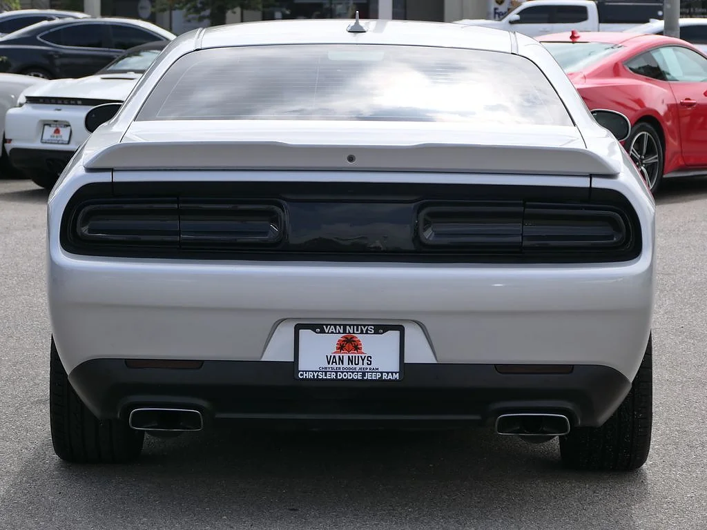 Used 2022 Triple Nickel Clear Coat Dodge R/T image 6