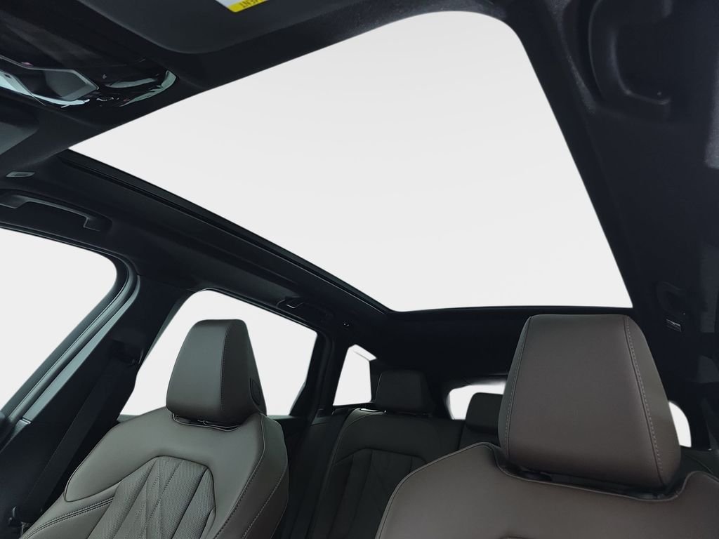 New 2026 Dune Grey Metallic BMW 30 xDrive image 29