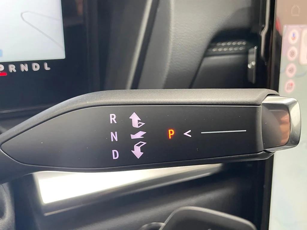 New 2027 Red GMC Elevation image 28