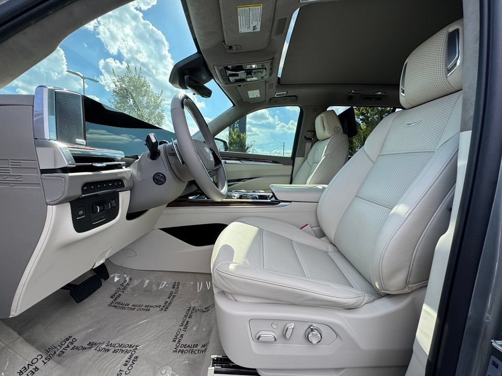 2026 Cadillac Escalade Platinum Luxury - Photo 25