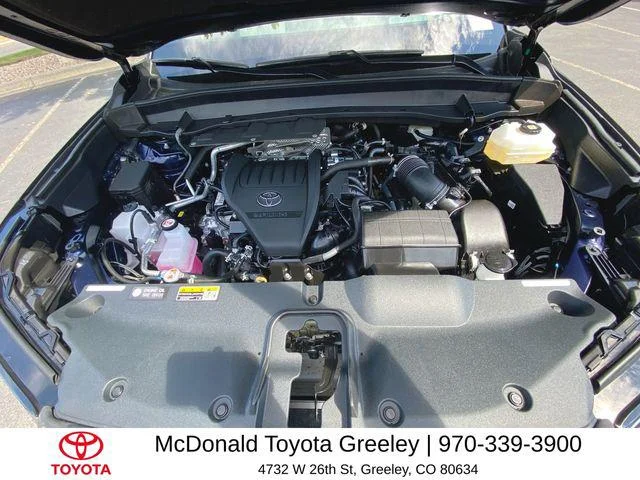 Certified Used 2025  Toyota MAX Platinum image 54