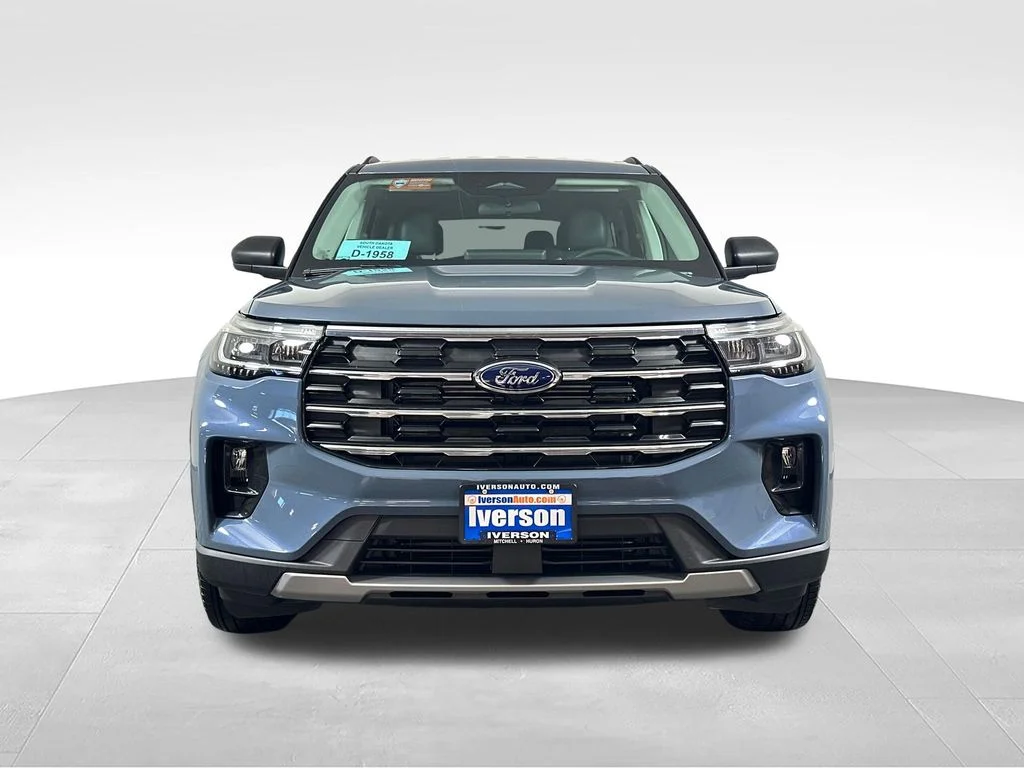 New 2026 Vapor Blue Metallic Ford Active image 2