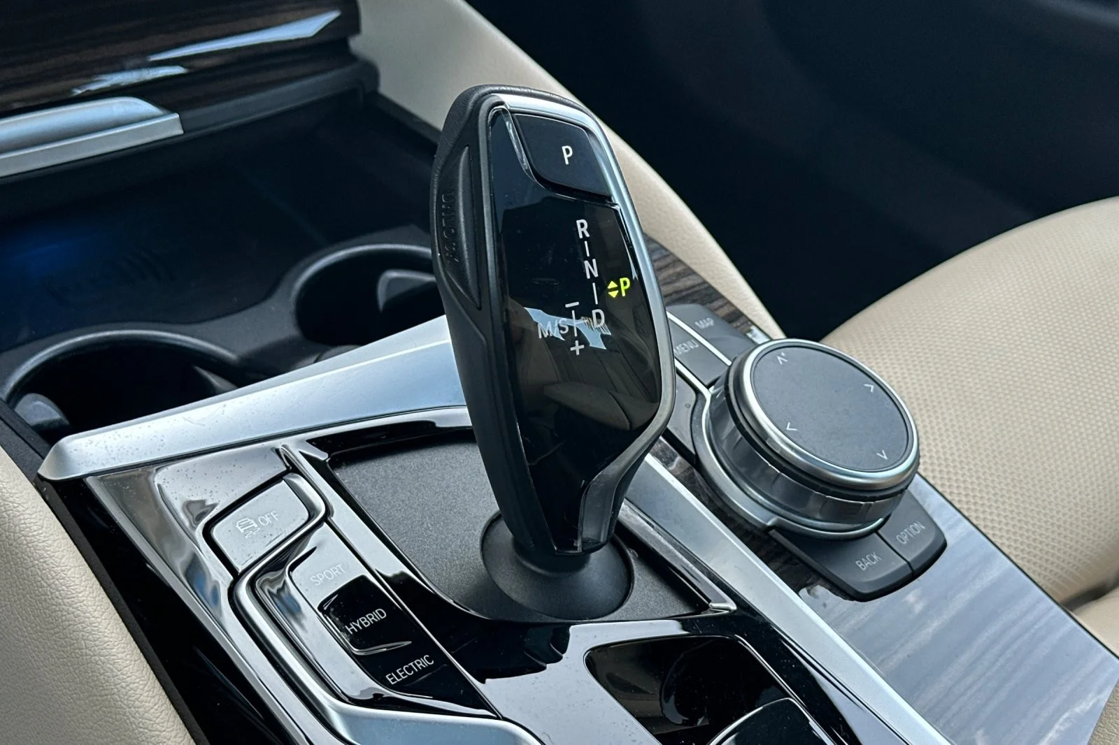 Used 2023 Skyscraper Grey Metallic BMW 530e image 20