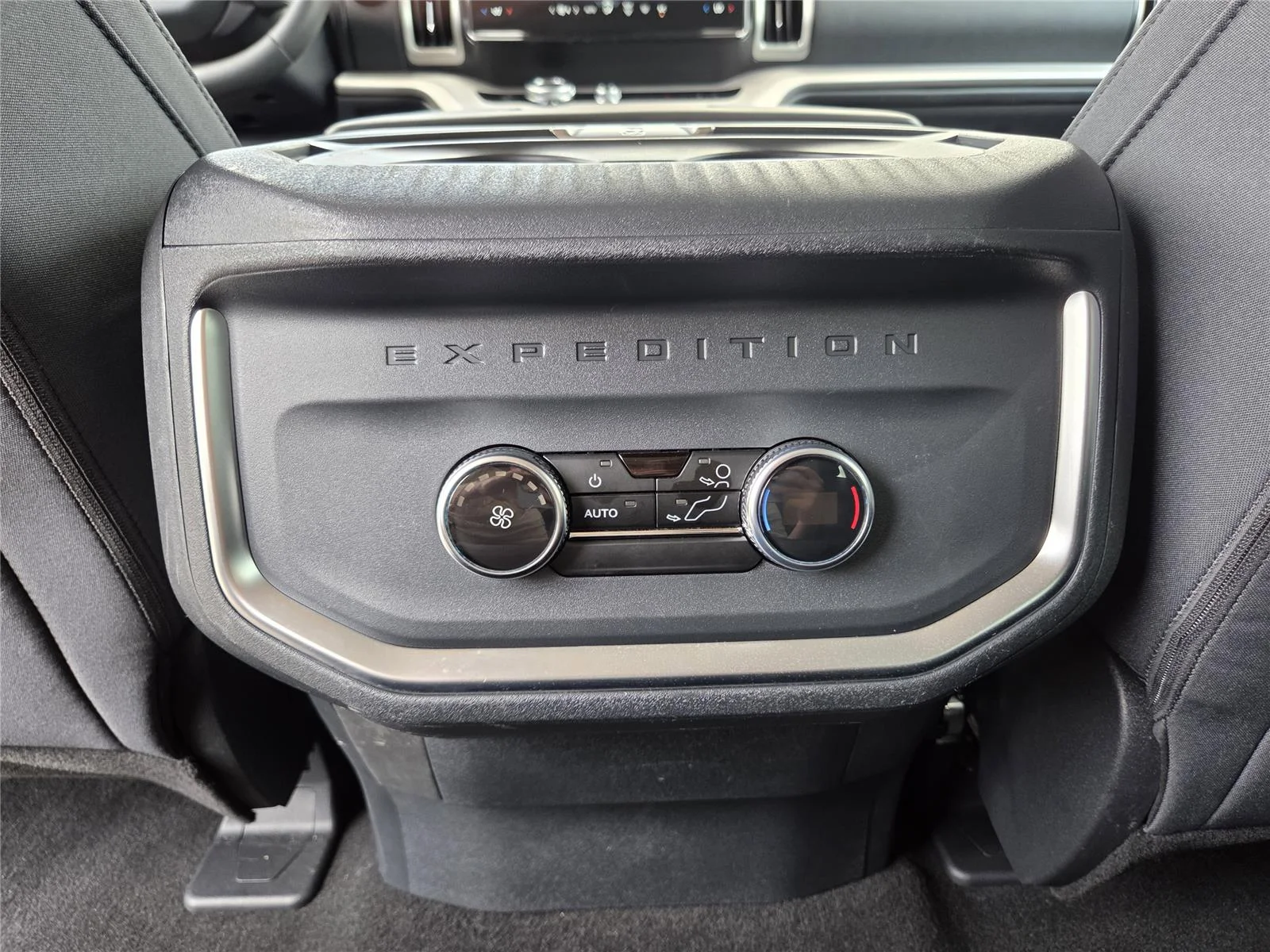 Used 2025 Agate Black Ford Active image 22