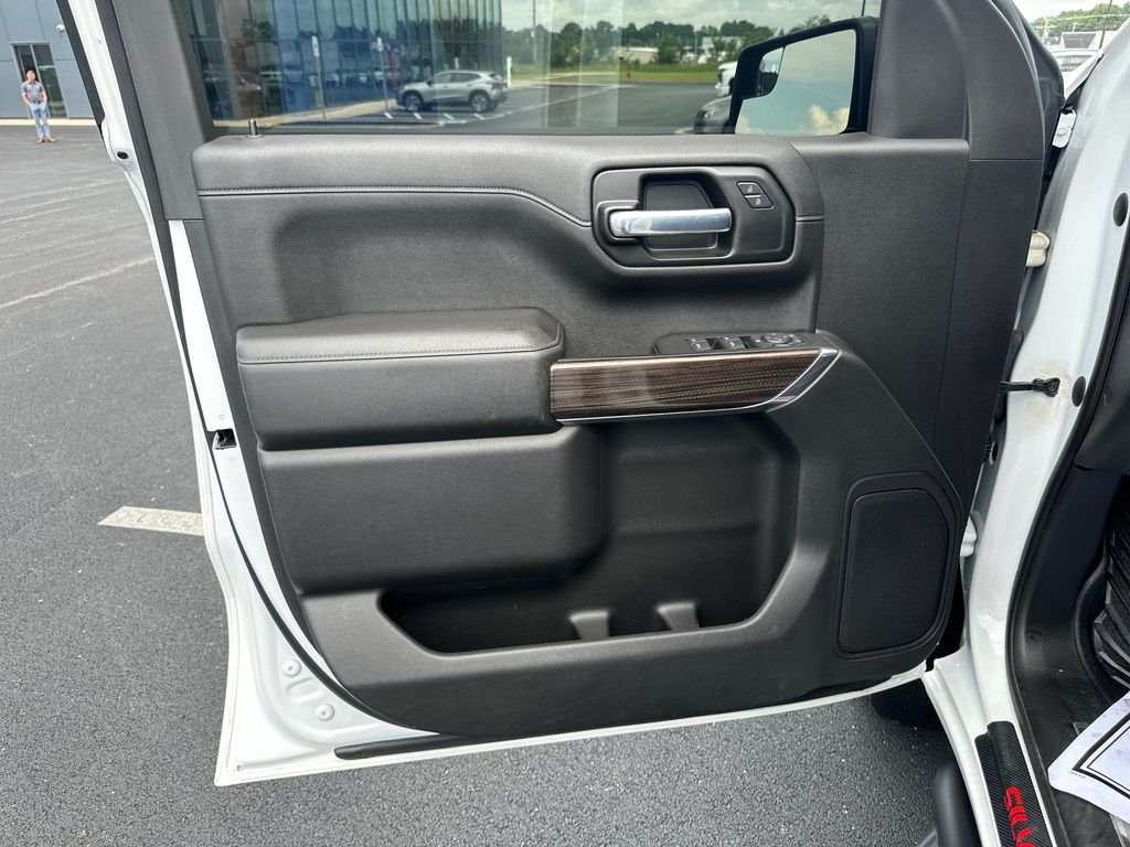 Used 2021 White Chevrolet LT Trail Boss image 12