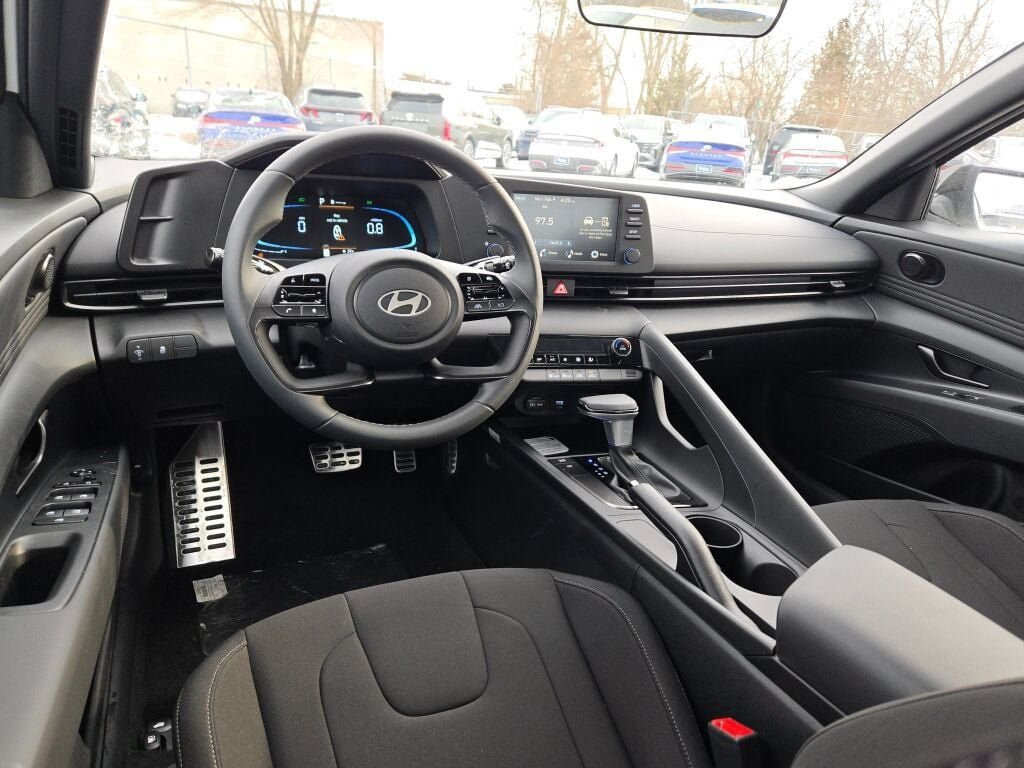 New 2026 White Hyundai SEL Sport image 17