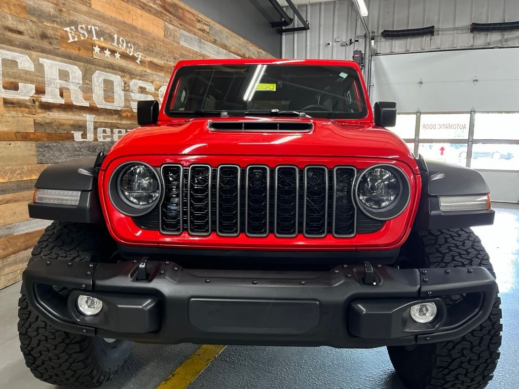 New 2026 Firecracker Red Clear-Coat Exterior Paint Jeep Moab 392 image 7