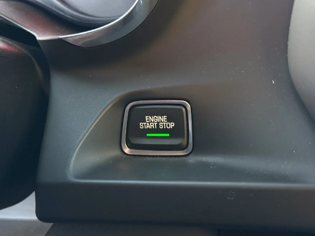 Used 2018 SUMMIT WHITE Chevrolet 1SS image 27
