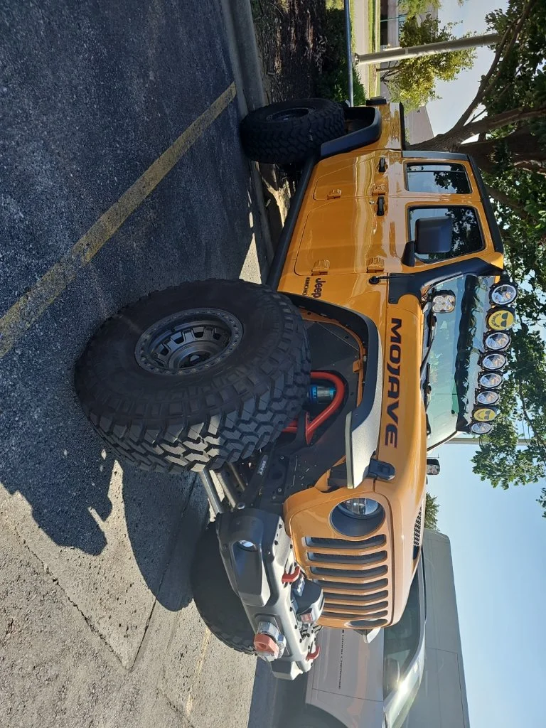 Used 2021 Jeep Gladiator Mojave with VIN 1C6JJTEG1ML545421 for sale in Kansas City