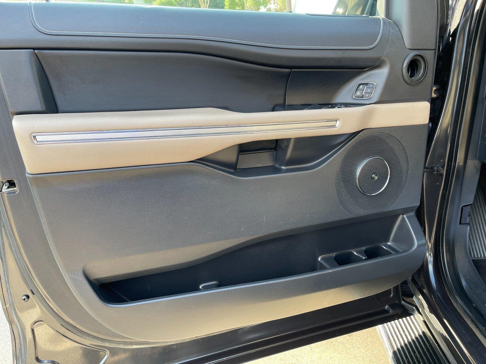 Used 2023 Dark Matter Gray Ford Limited image 13