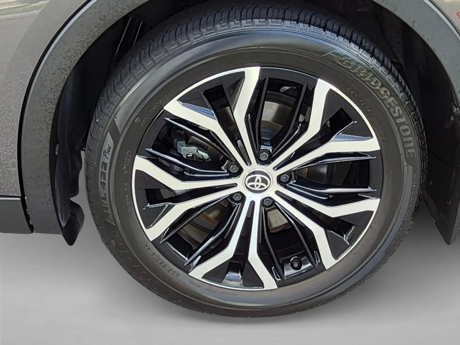 Used 2023 Magnetic Gray Metallic Toyota Limited image 22
