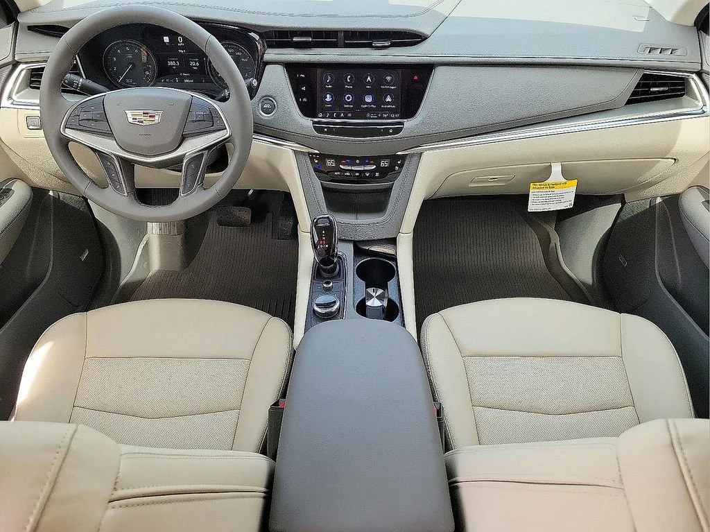 2026 Cadillac XT5 Premium Luxury - Photo 11
