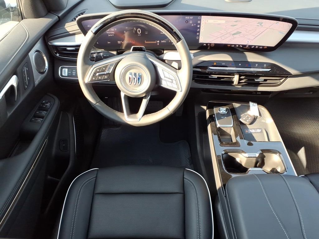 New 2026 Iridescent White Tricoat Buick Avenir image 3