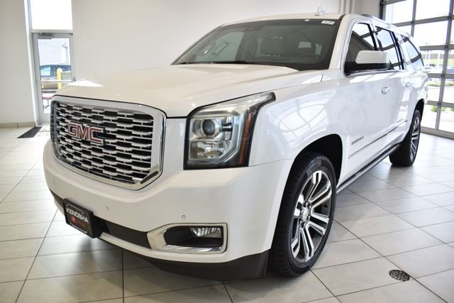 Used 2018 White GMC Denali image 4