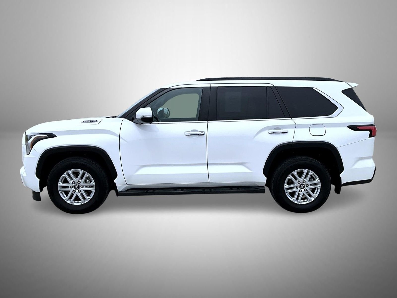 Used 2025 White Toyota SR5 image 8