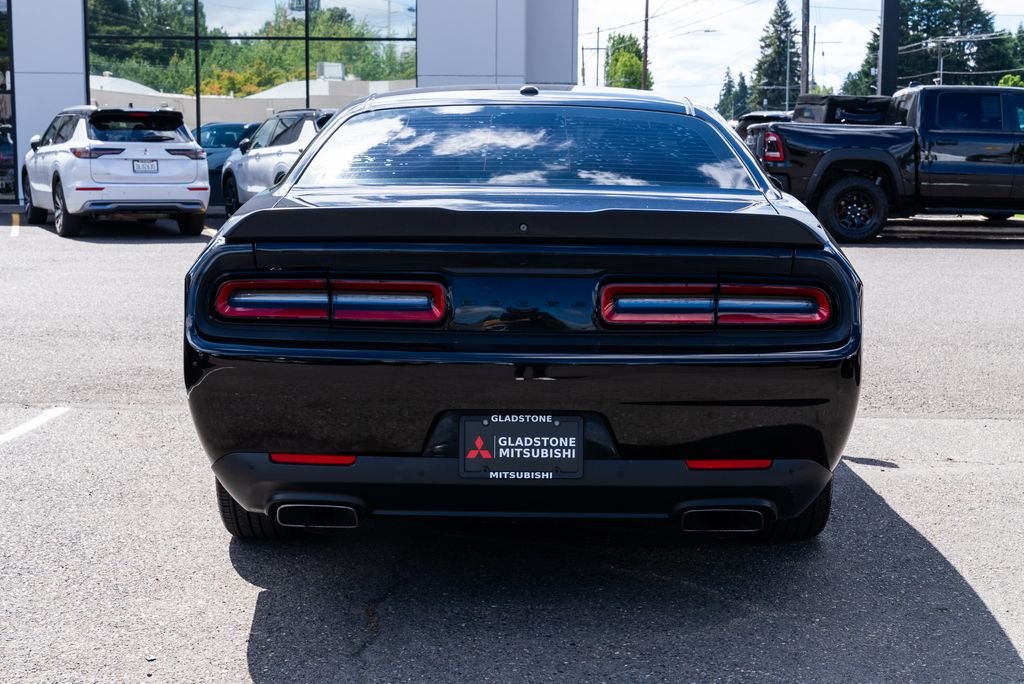 Used 2020 Pitch Black Clearcoat Dodge R/T image 5