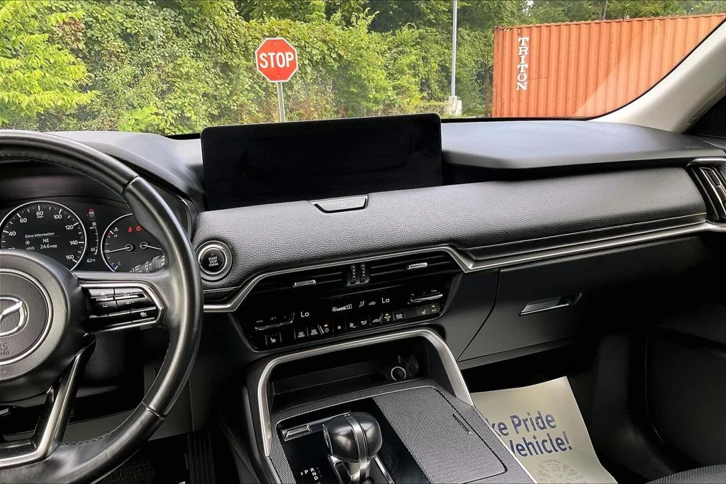 Used 2025 Gray Mazda 3.3 Turbo Preferred image 6