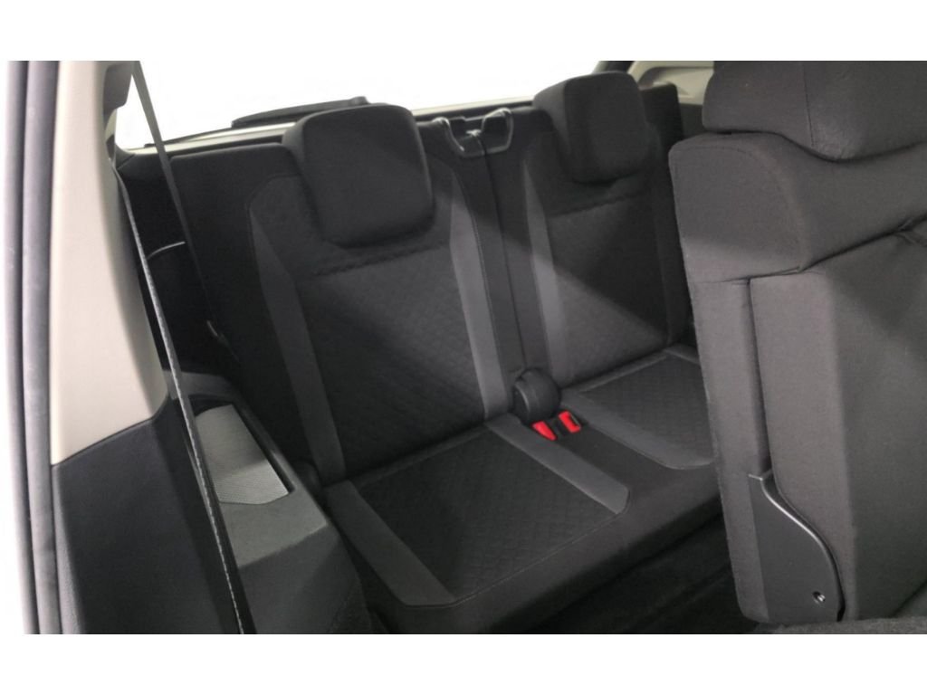 Used 2020 Pure White Volkswagen S image 9