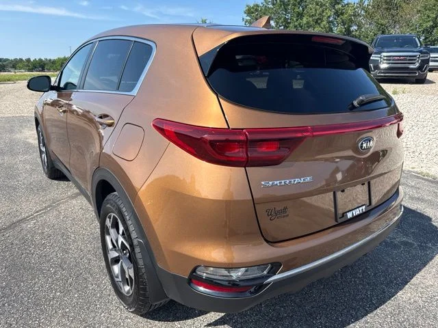 Used 2020 Brown Kia LX image 8