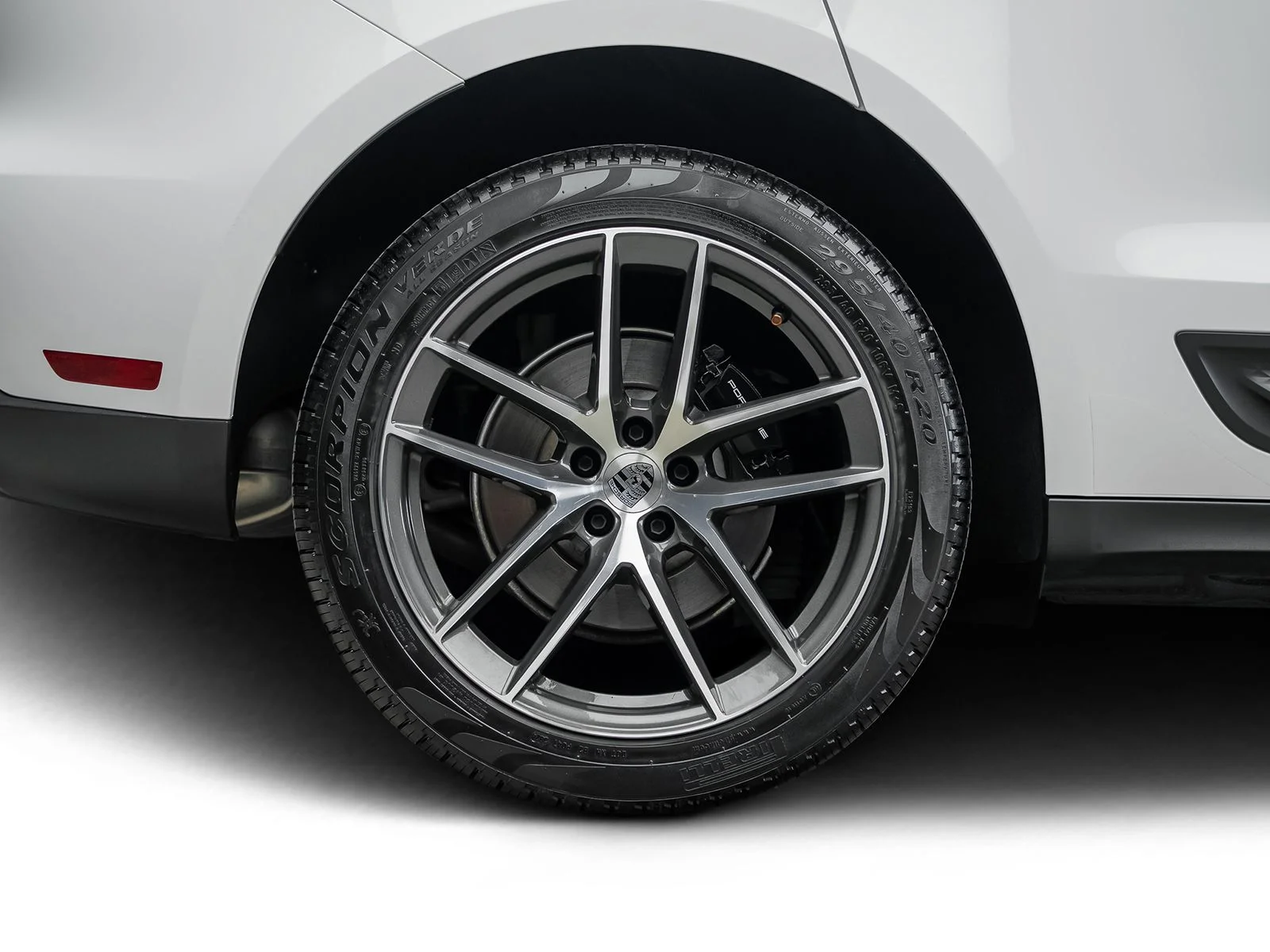 Used 2025 White Porsche Base image 28