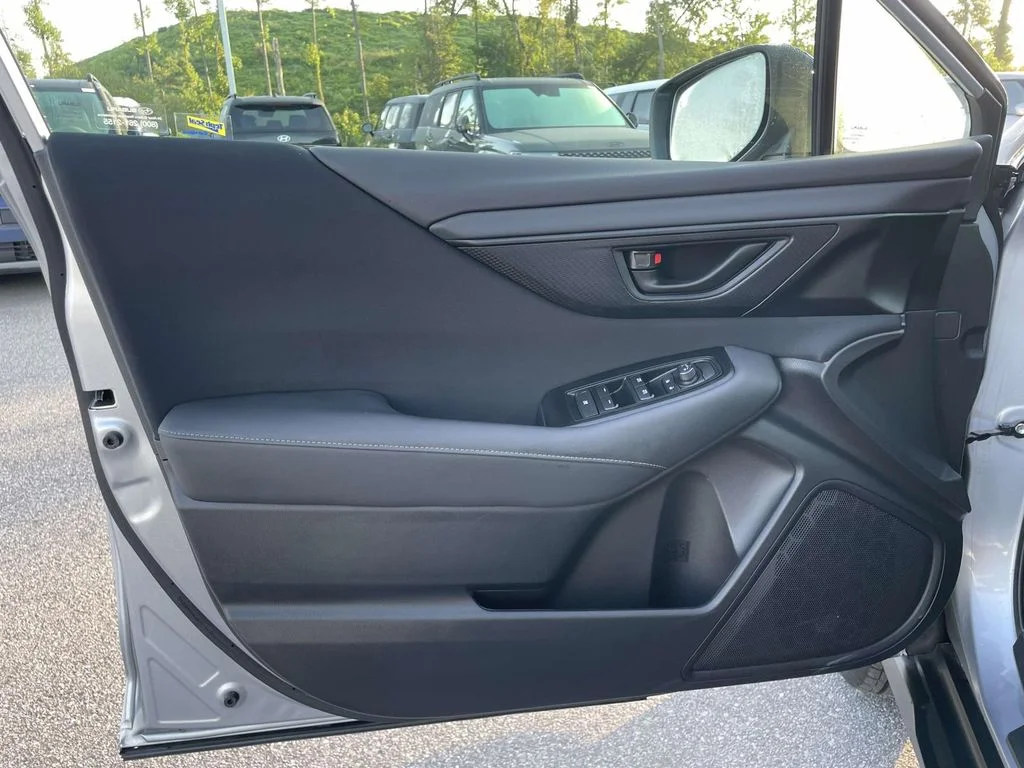 Used 2025 Ice Silver Metallic Subaru Base image 5