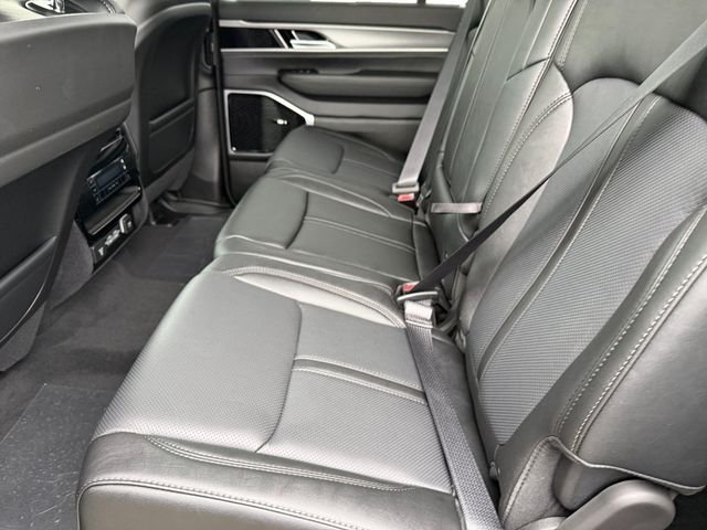 New 2026 Steel Blue Exterior Paint Jeep Limited Reserve image 10