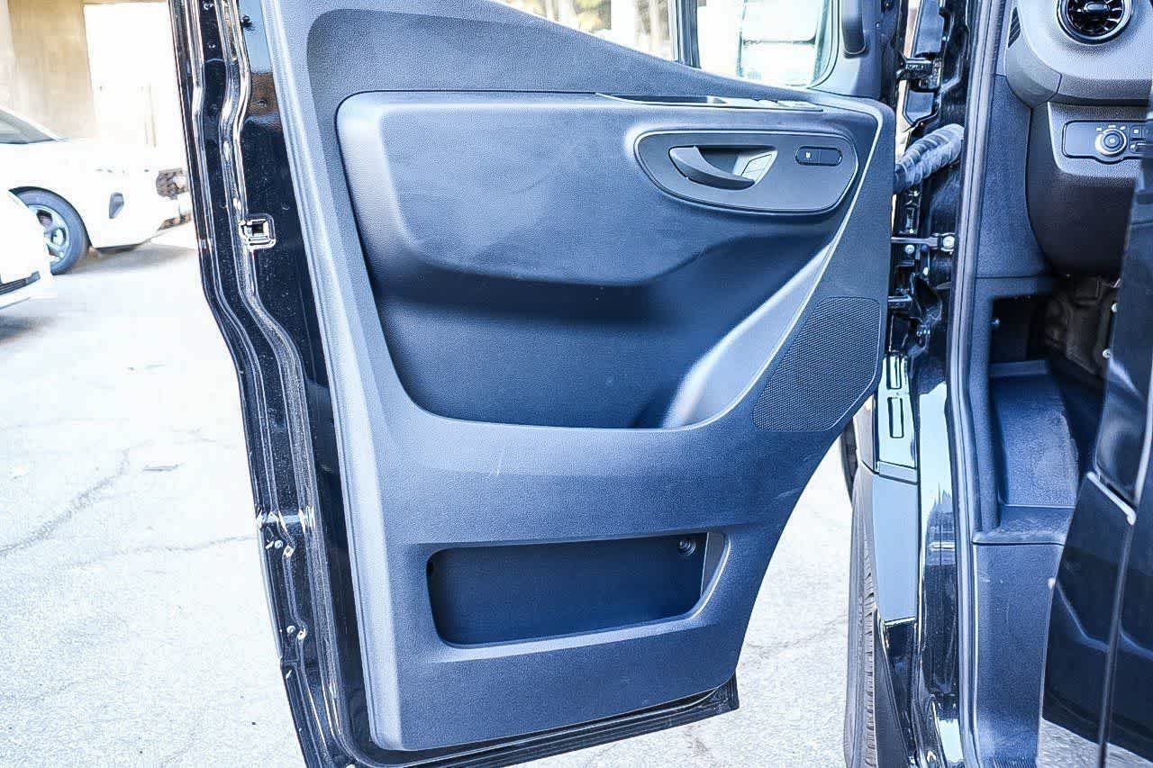 New 2024 Jet Black Mercedes-Benz Cargo 170WB High Roof Super Single RWD 2.0L I4 Die image 19