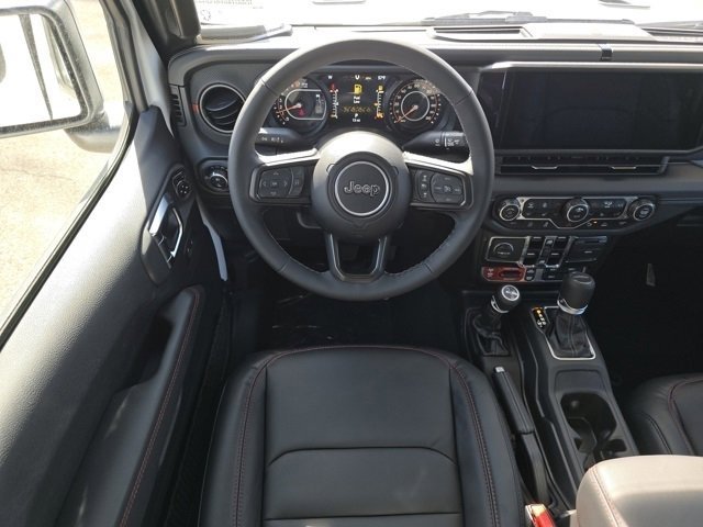 Used 2025 Bright White Clearcoat Jeep Rubicon image 3