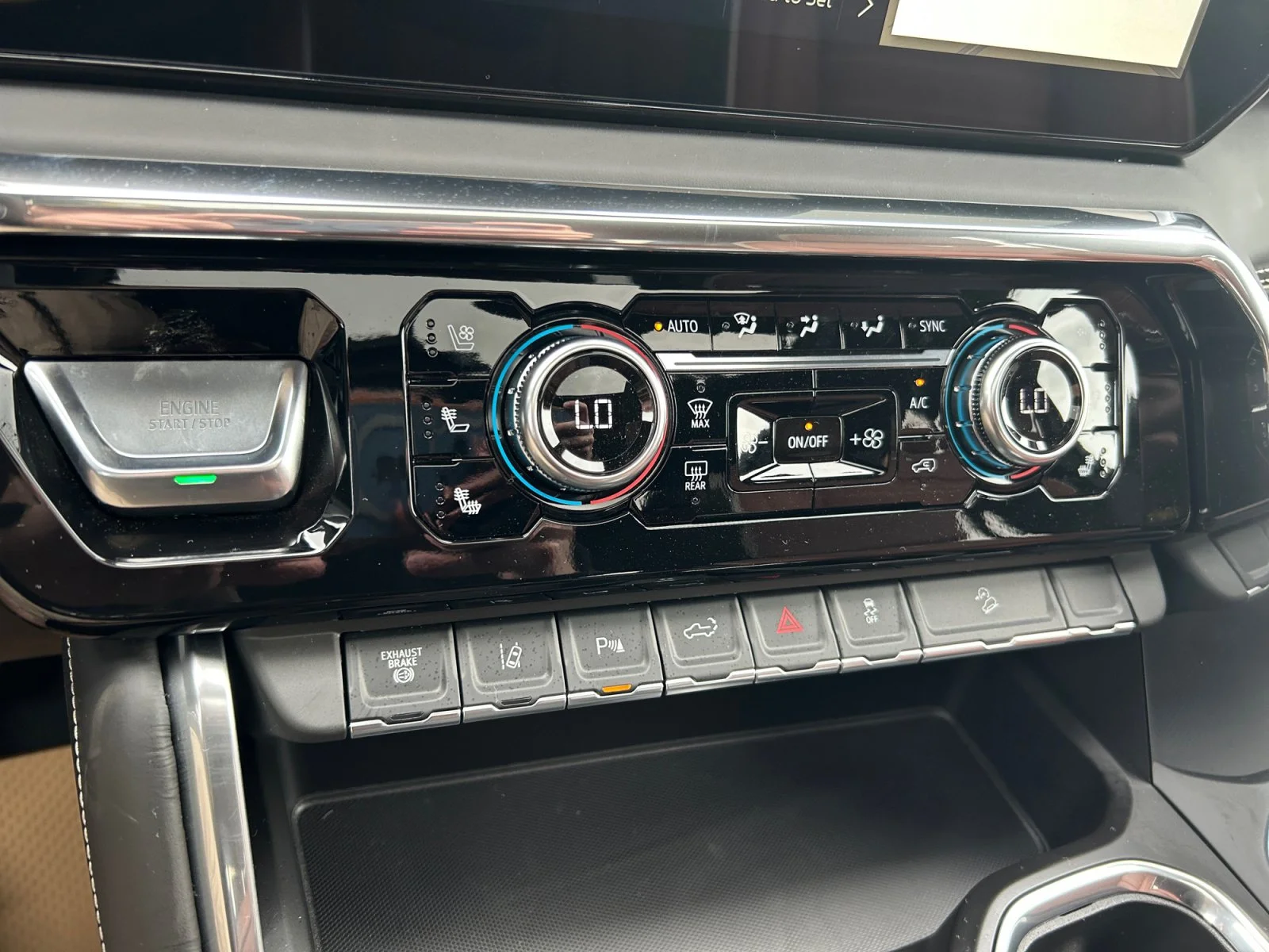 New 2026 Onyx Black GMC Denali Ultimate image 22