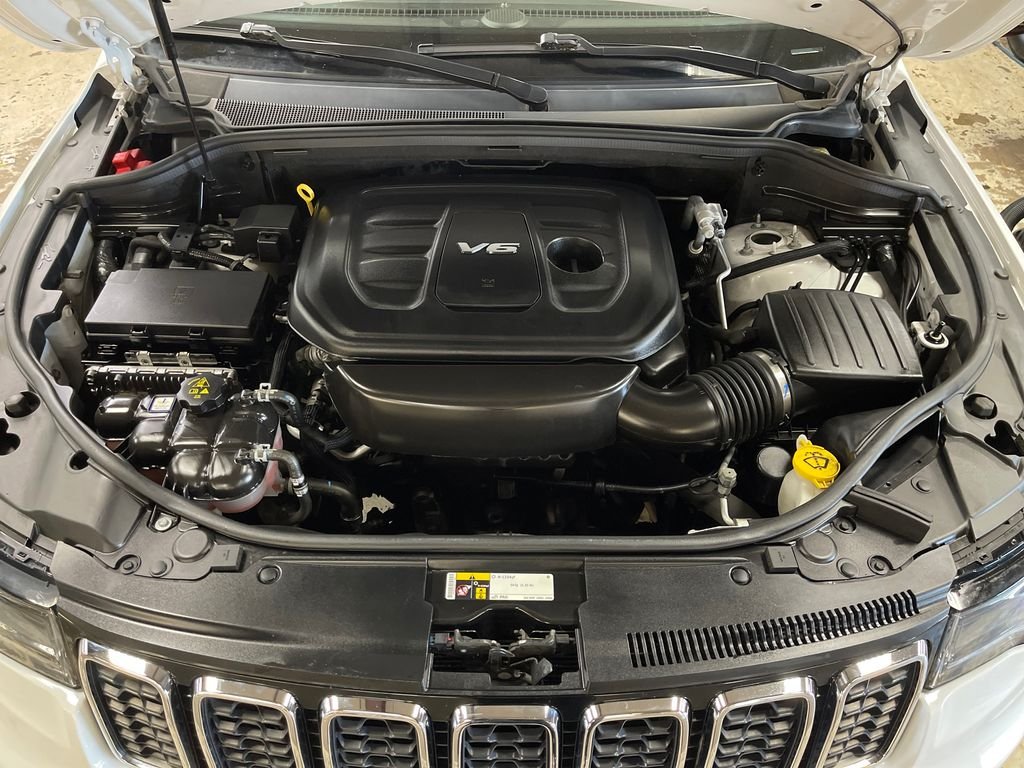 Used 2017 White Jeep Limited image 10