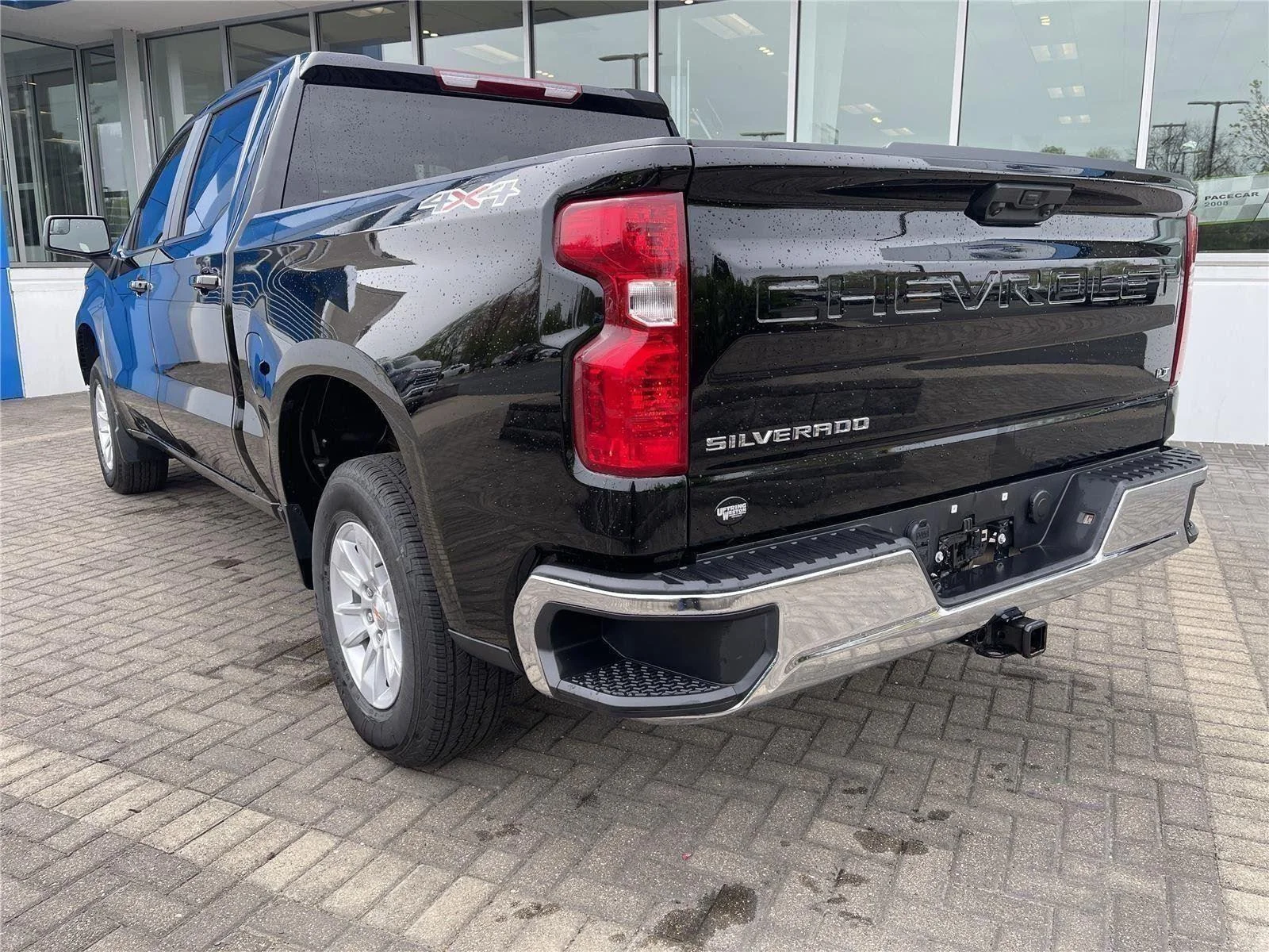 Used 2025 Black Chevrolet LT image 3
