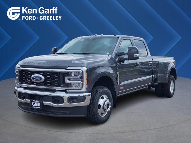 2026 Ford Super Duty F-350 DRW LARIAT
