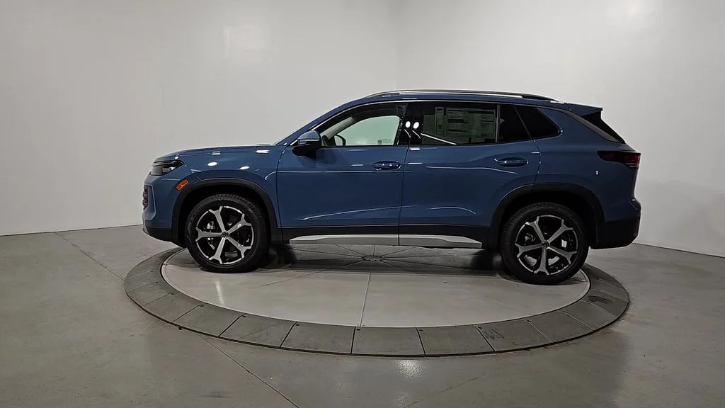 New 2026 Blue Volkswagen 2.0T SE image 2