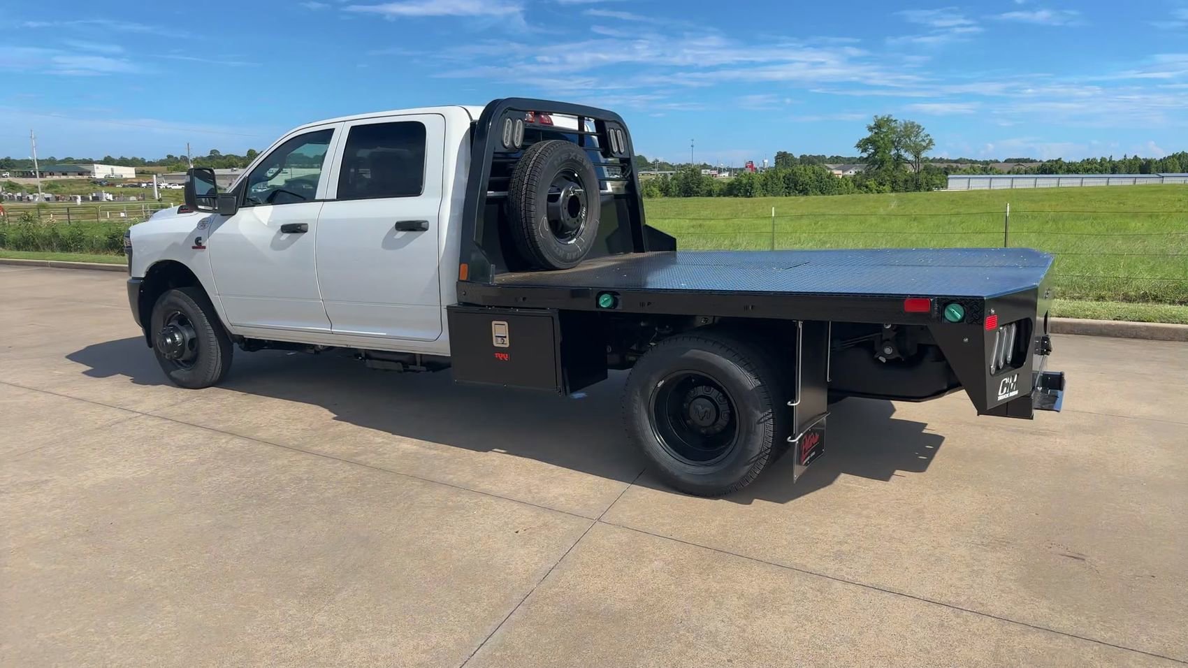 New 2026 Bright White Clearcoat Ram Tradesman image 5