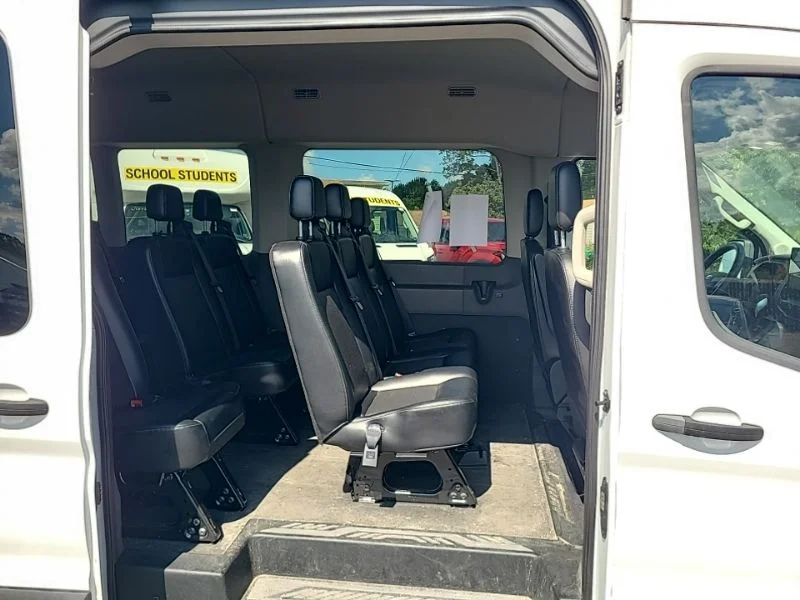 Used 2024 White Ford XL image 5