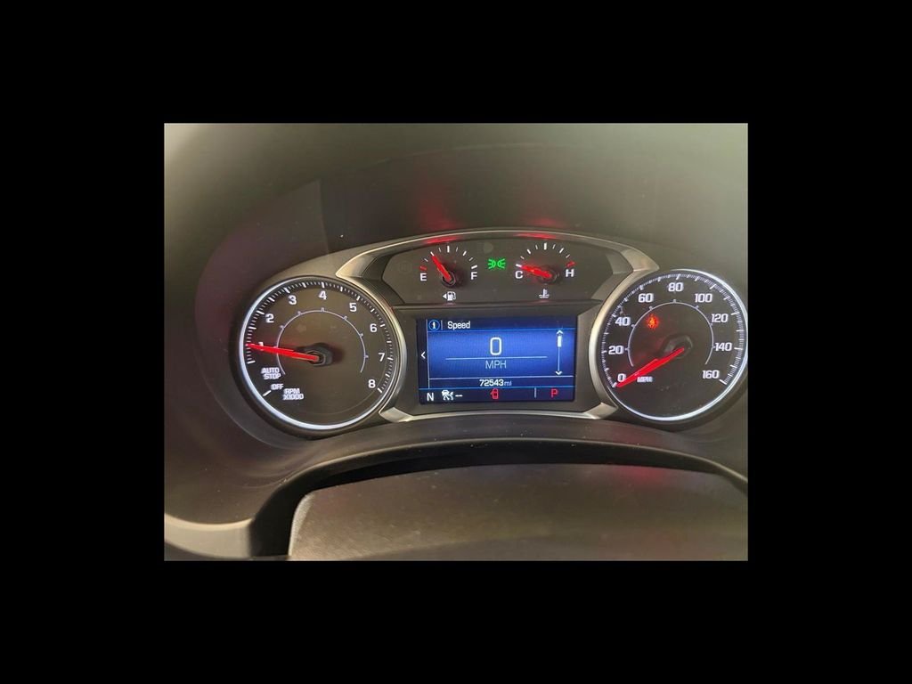 Used 2022 White GMC SLE image 15