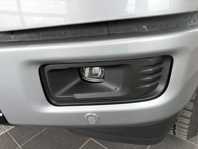 New 2026 Silver Ford XLT image 4