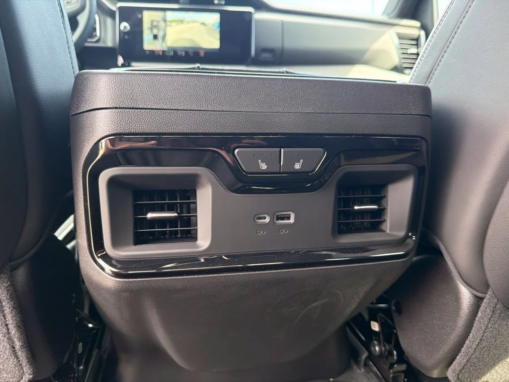 New 2026 Summit White GMC AT4X image 31