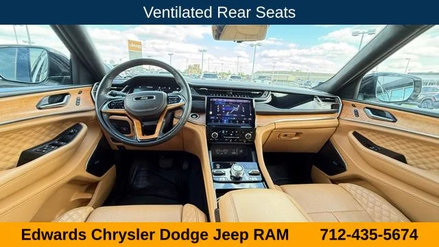 Used 2025 White Jeep Summit image 31
