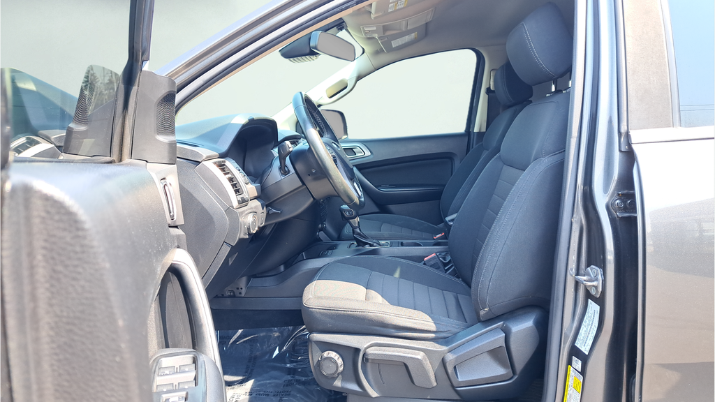 Used 2019 Gray Ford XLT image 10