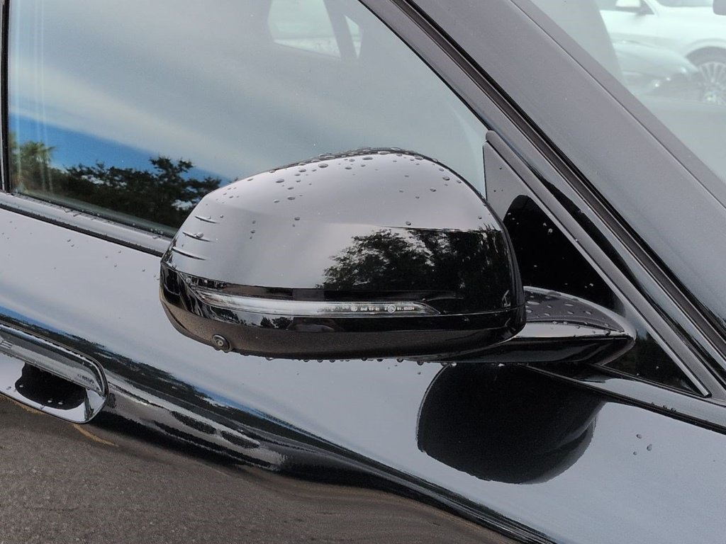 New 2027 Black Sapphire Metallic BMW xDrive28i image 12