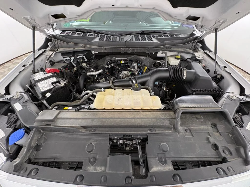 Certified Used 2022  Ford XLT image 32