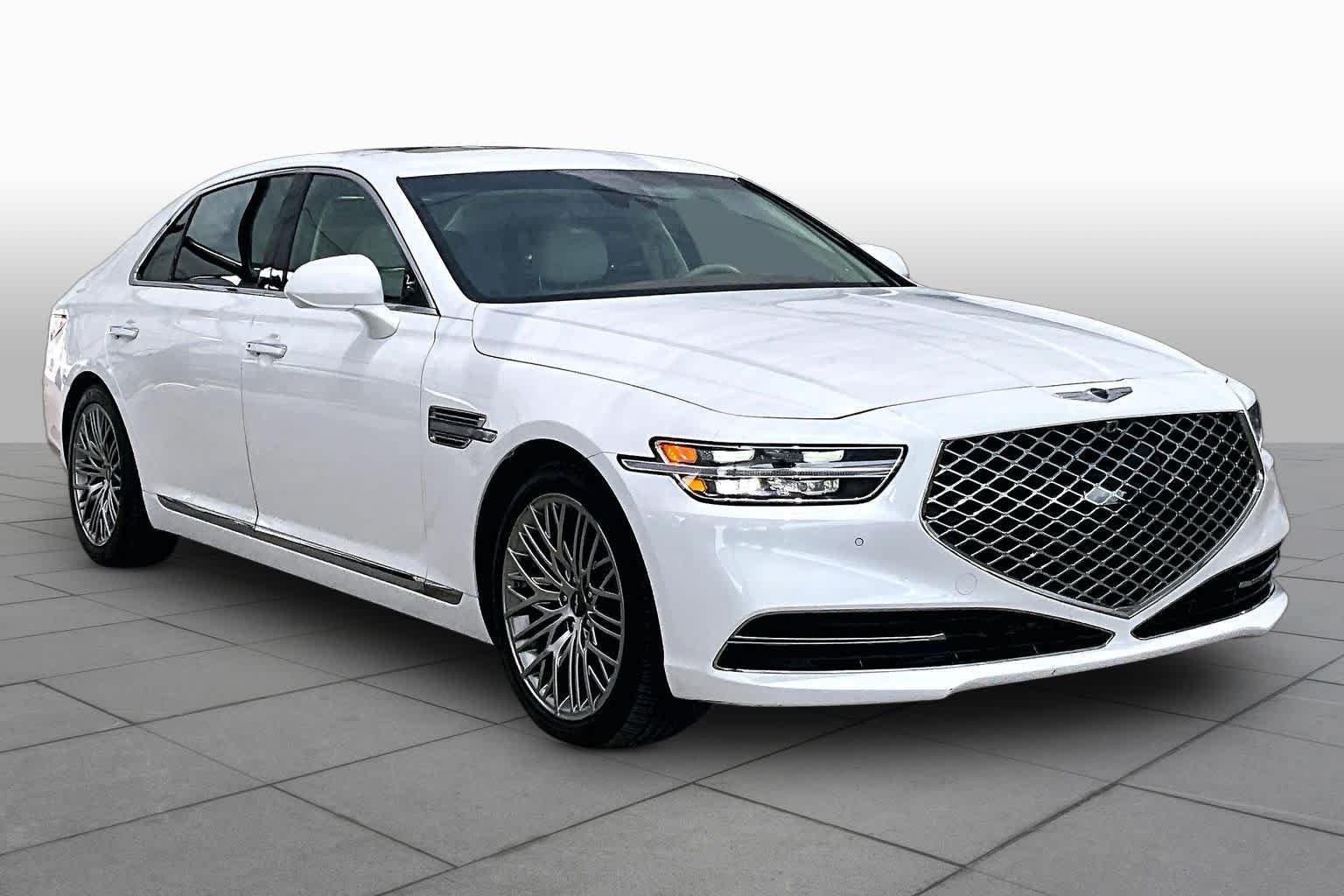 Used 2021 Uyuni White Genesis 5.0L Ultimate image 3