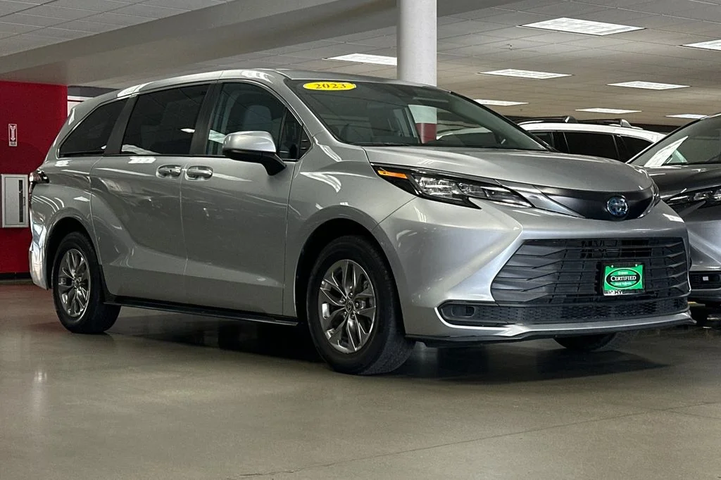 Used 2023 Silver Toyota LE image 2