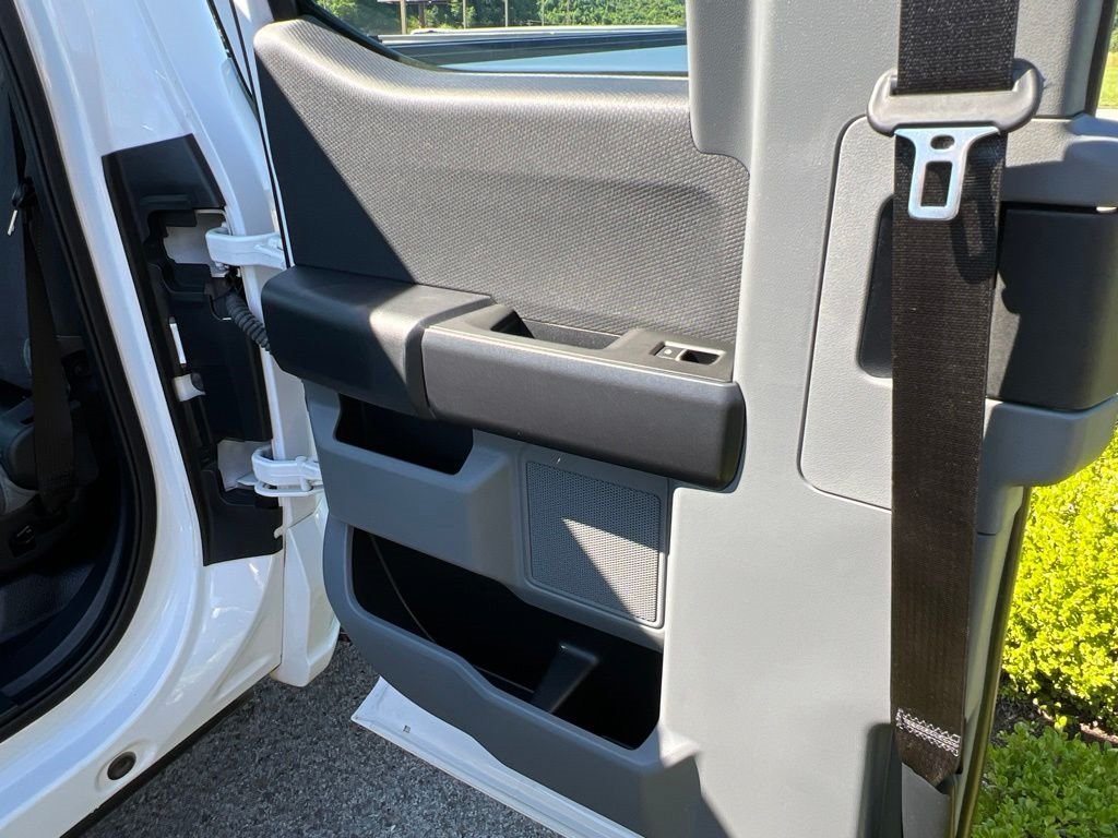 Used 2022 Oxford White Ford XL image 16