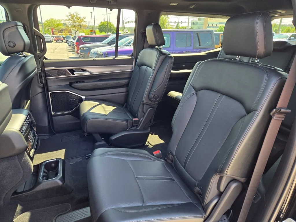 2026 Jeep Grand Wagoneer Limited Reserve - Photo 28